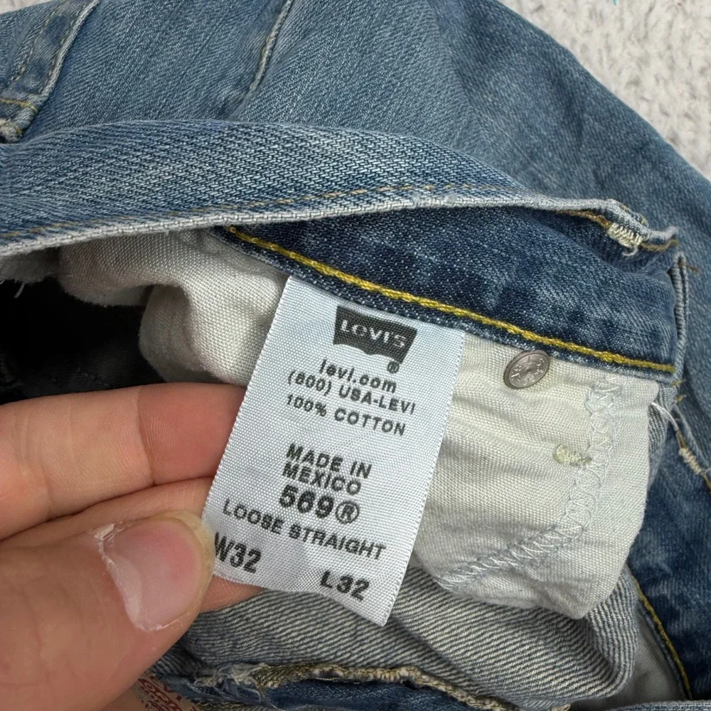 Levis levi 569